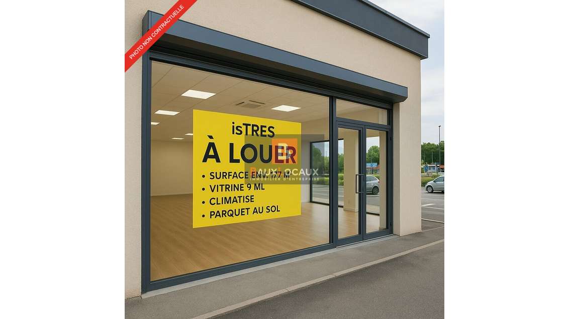 Location local commercial 177m² à Istres zone com.