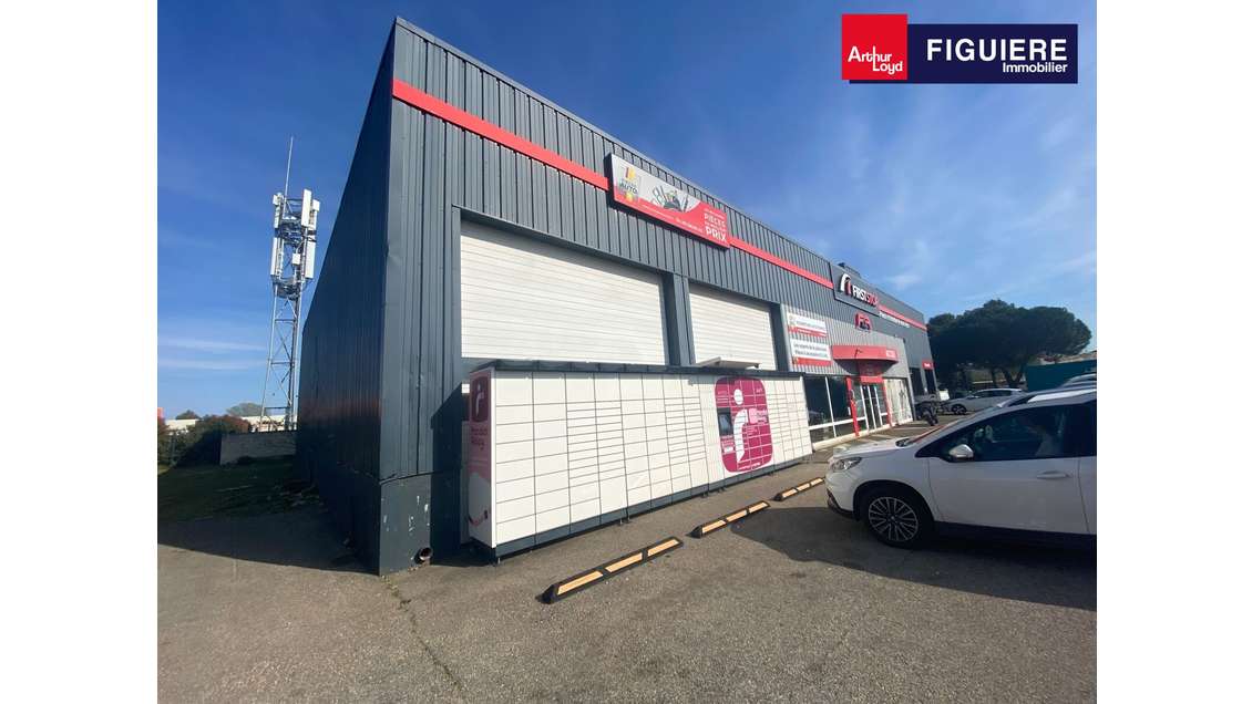 Local 750m² divisible à louer à Istres ZI du Tubé