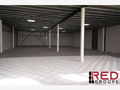 Loue local d’activité 810m² emplacement N°1 Istres