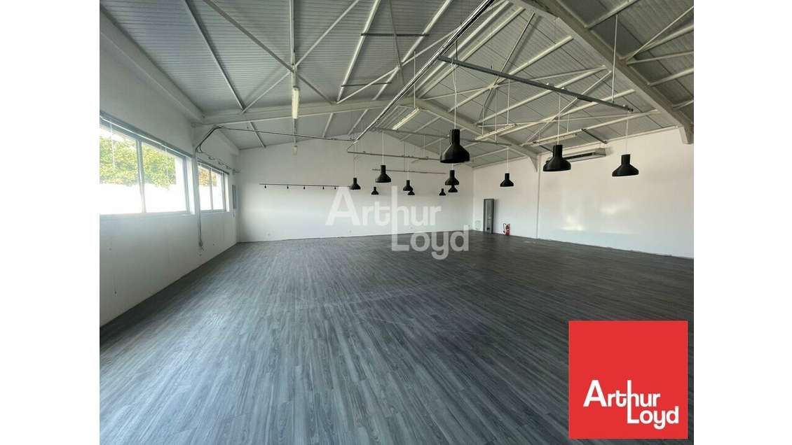 Local commercial 360m² à louer à Jard-sur-Mer