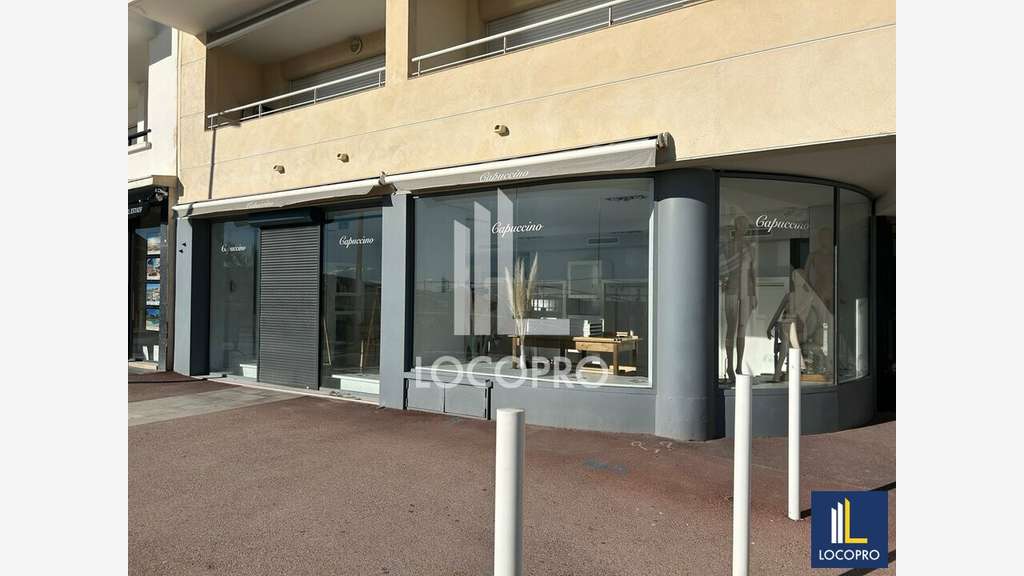 A louer local commercial de 51m² à Juan les Pins