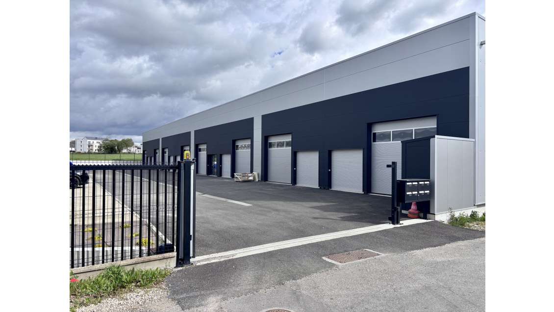 Cellule d’activités neuve 530m² à Kervignac