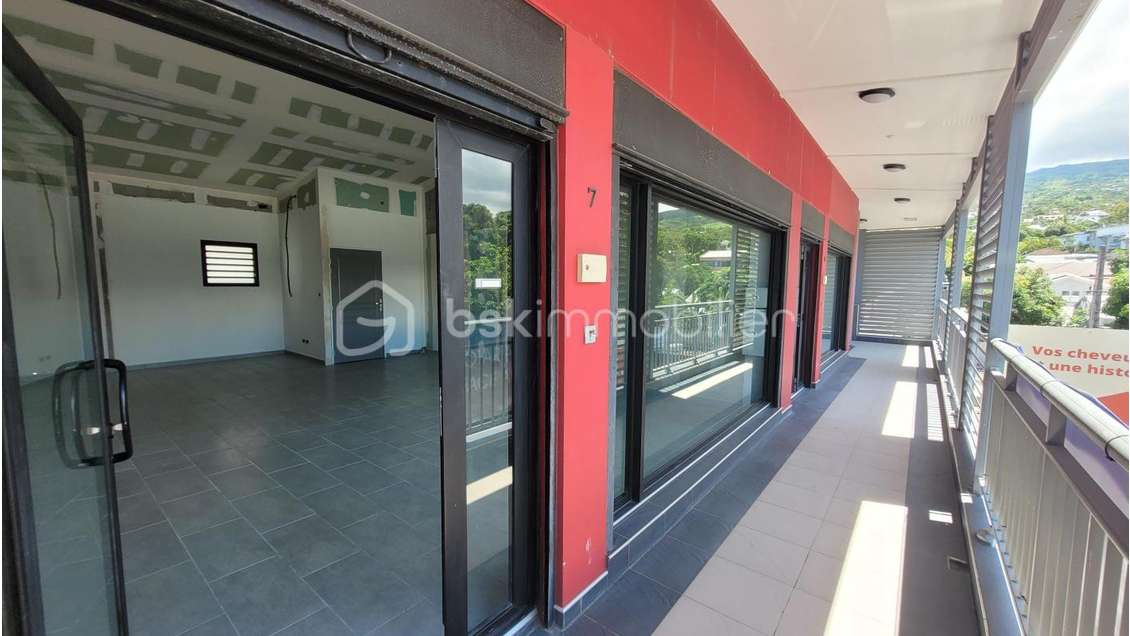 Location Local Commercial de 50 m² Centre-ville