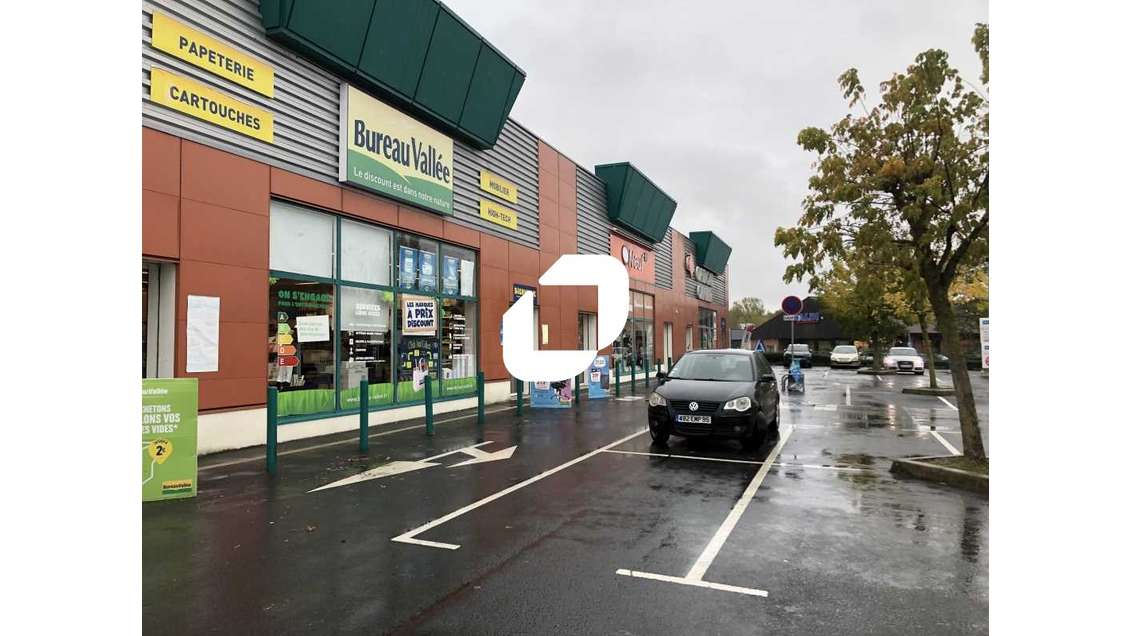 A louer Local commercial 353m² L'isle adam