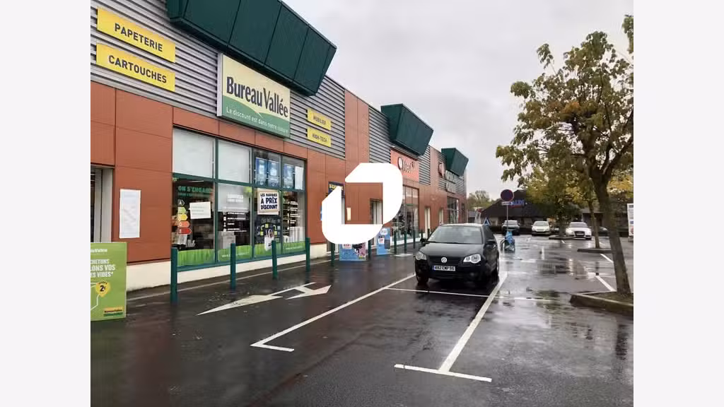 A louer Local commercial 353m² L'isle adam