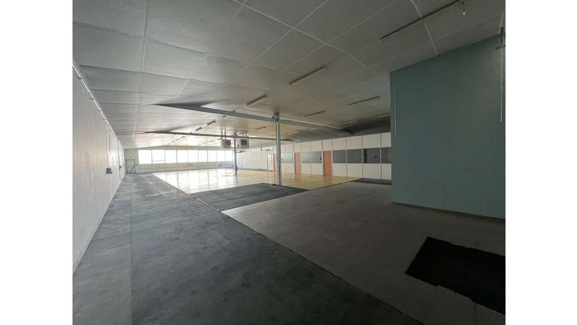 Cellule commerciale à louer à l'Isle d'Espagnac