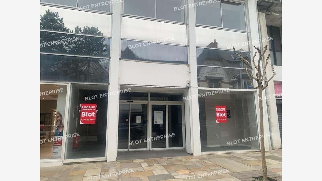 A louer local commercial de 541m² à La Baule