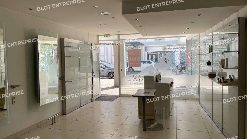A louer locaux commerciaux 50m² La Baule Escoublac