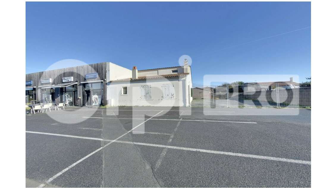 A louer local professionnel 154m² à La Couarde/Mer