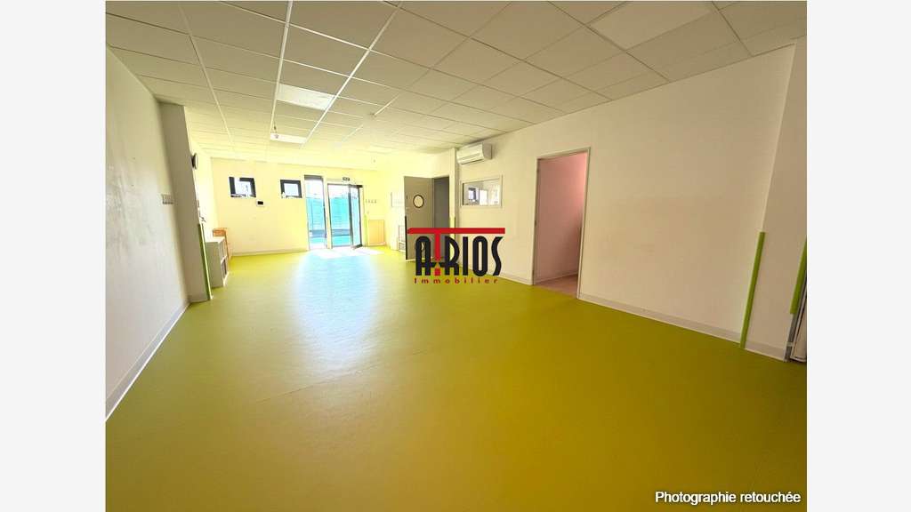 LOCAL DE 175m²
