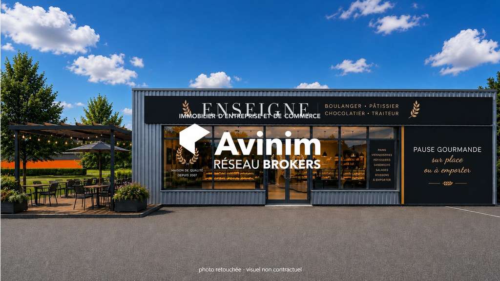 Location local commercial 300m² La Flèche centre