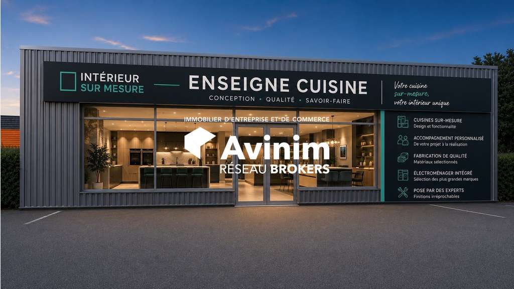 Location local commercial 300m² La Flèche centre