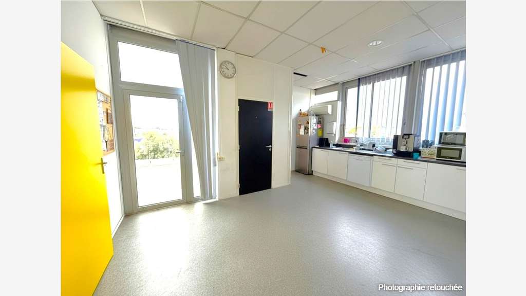 A louer bureaux 404m² zone d’activité La Garde