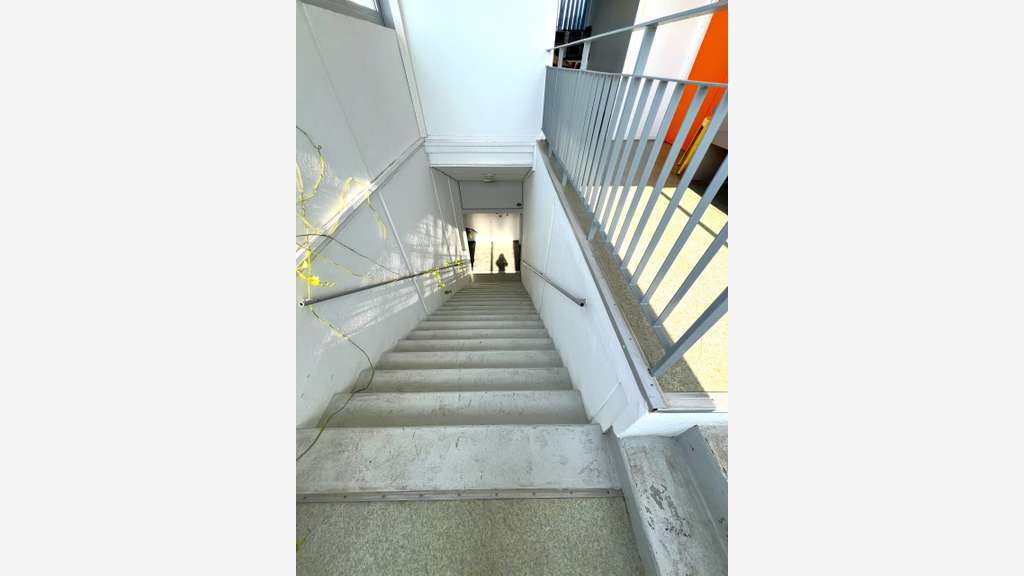 A louer bureaux 404m² zone d’activité La Garde