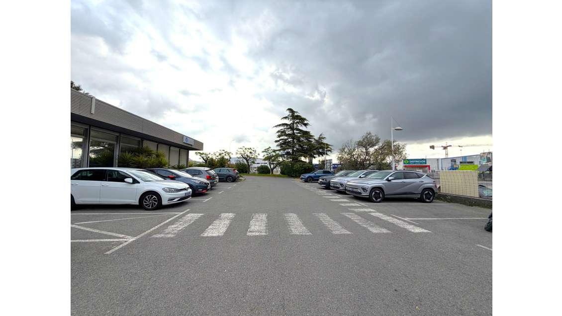 A louer bureaux 404m² zone d’activité La Garde