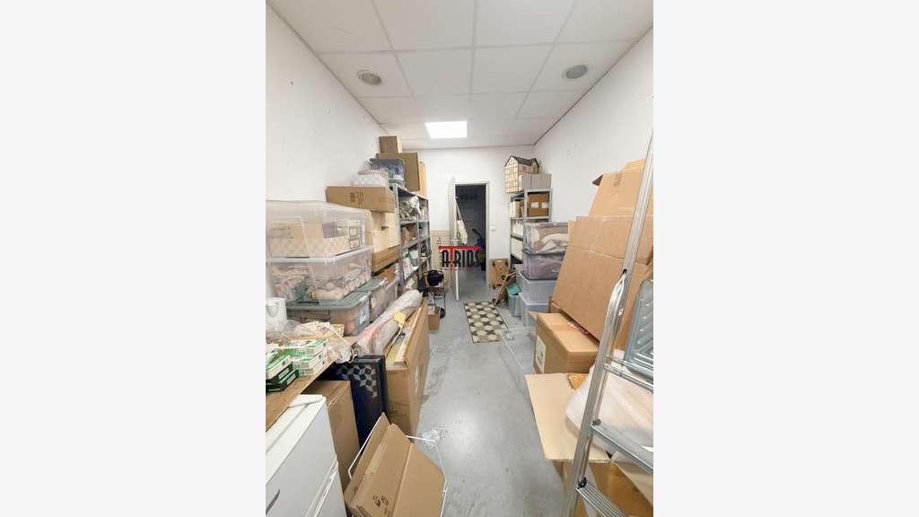 LOCAL COMMERCIAL 175 M²