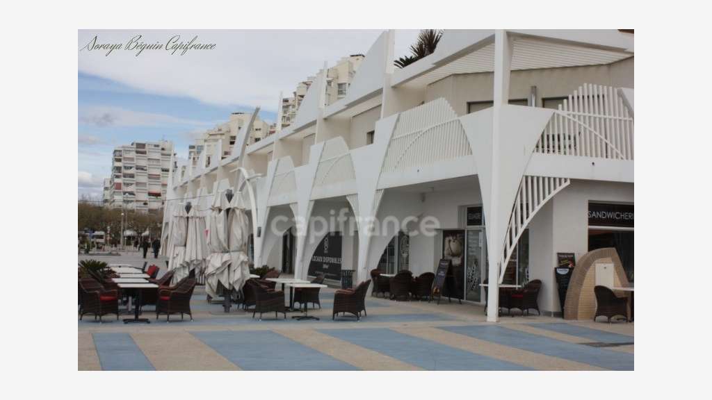 A louer local commercial de 250m² la Grande Motte