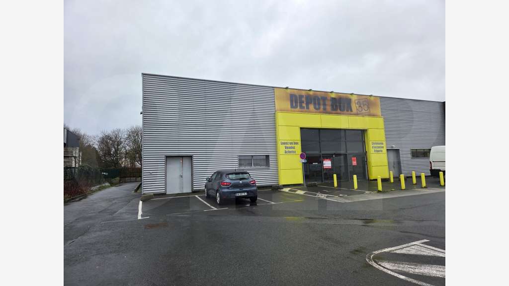 A louer local commercial 600m² ZA La Richardais