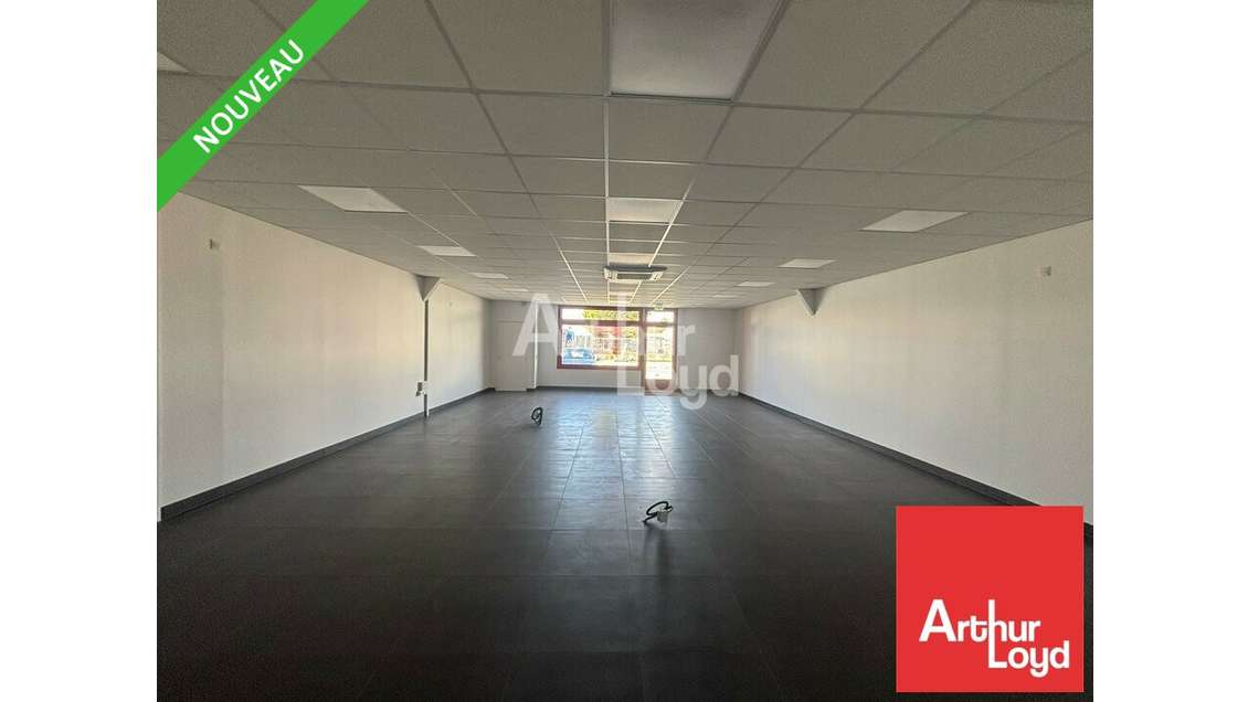 Local commercial 179m² à louer à La Roche-sur-Yon