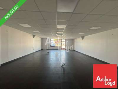 Local commercial 179m² à louer à La Roche-sur-Yon