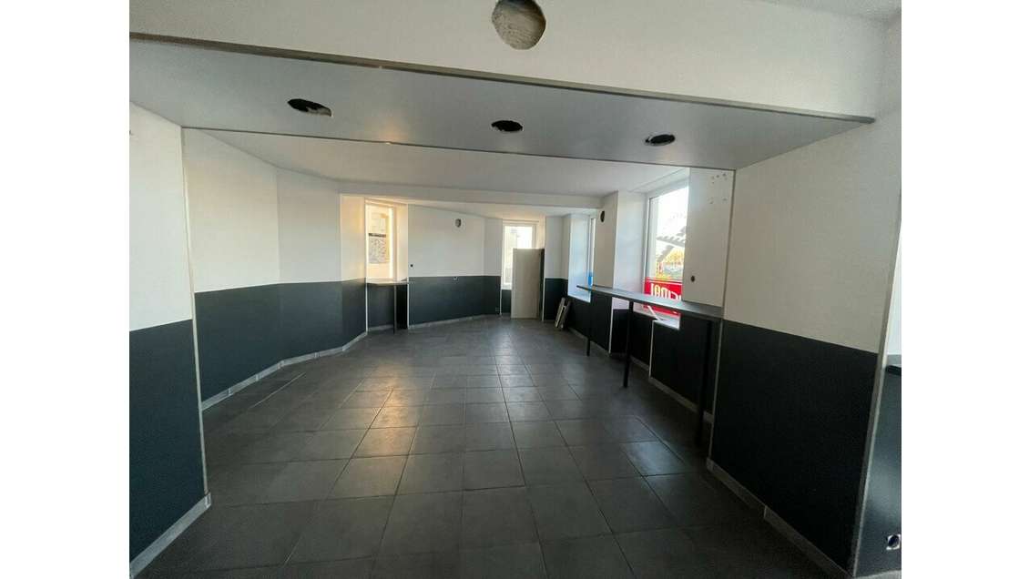 Local commercial 80m² à louer à La Roche sur Yon