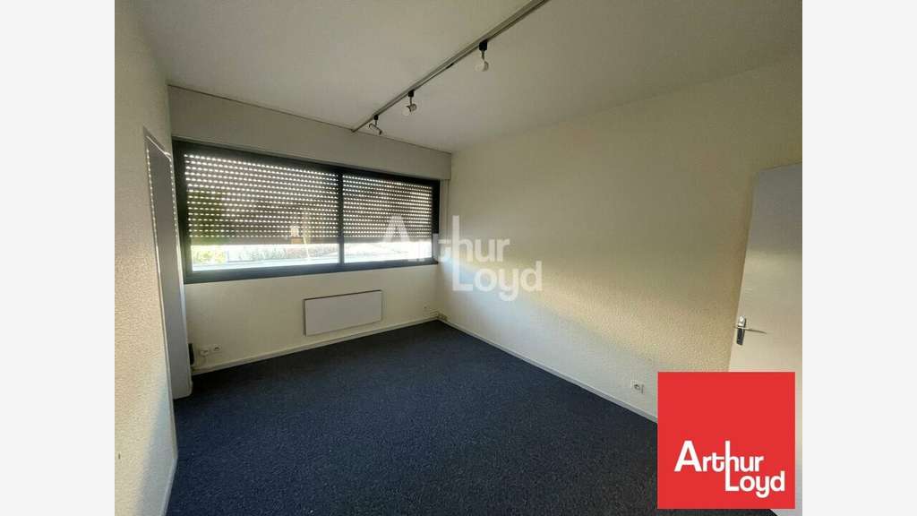 Bureau 91m² R+1 à louer à La Roche-sur-Yon