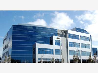 Rare Location local 1600m² sur La Rochelle