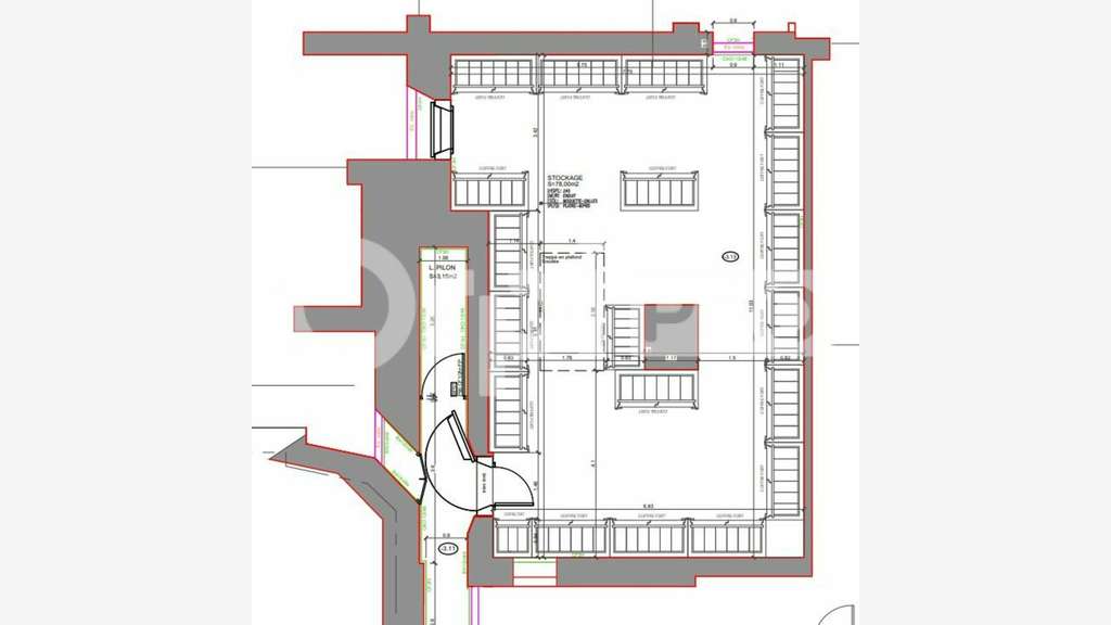Boutique 60m² + cave à louer à La Rochelle