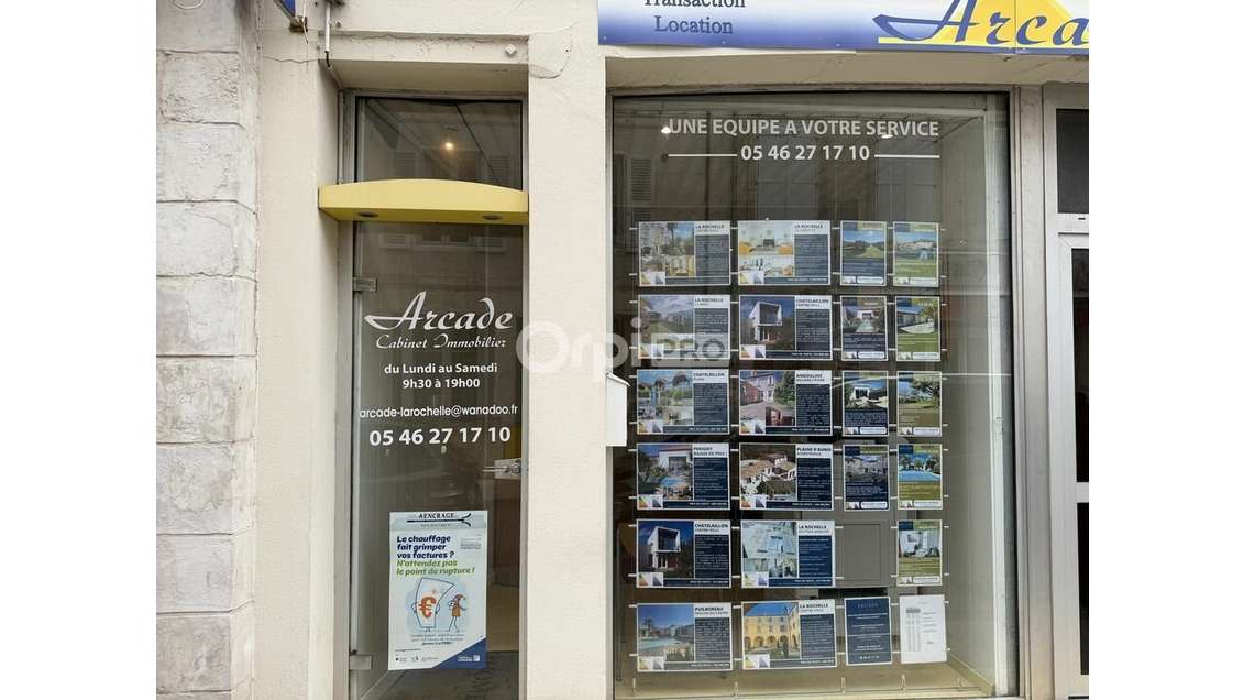 A louer local 58m² à La Rochelle Marché Central