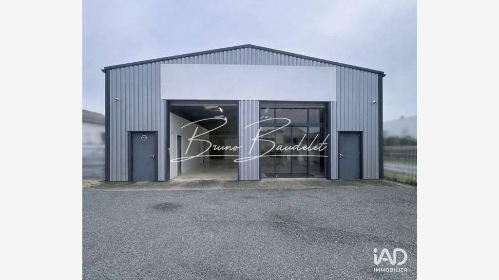 Local commercial à La Sauve