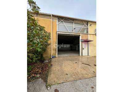 Location Locaux d'activités - Entrepôts à La Seyne-sur-Mer