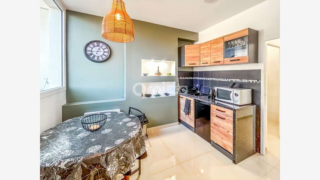 Local 65m² à louer axe majeur de La Seyne-sur-Mer