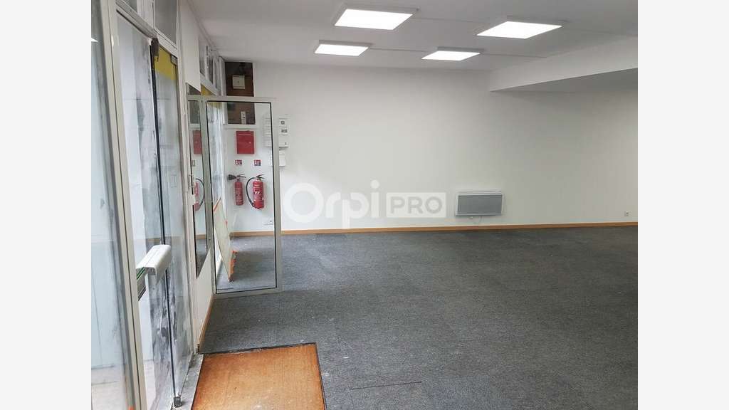 Local 193m² à louer à La Souterraine centre