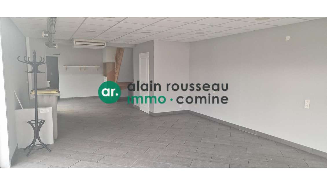 Local commercial de 150m² à louer à la Tessoualle