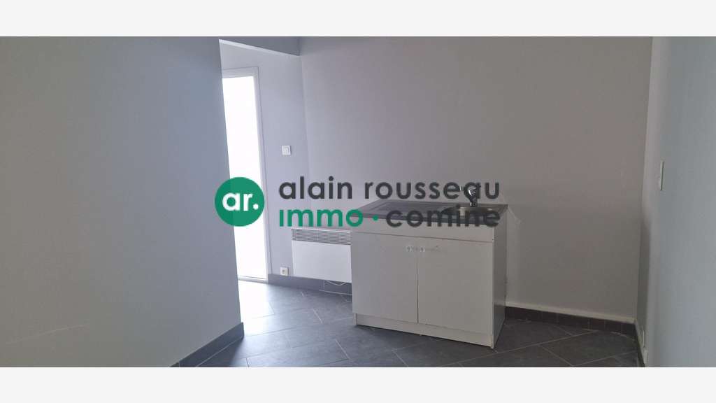 Local commercial de 150m² à louer à la Tessoualle
