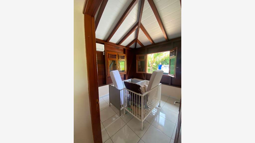 Loue villa professionnelle 80m² récente la Trinité
