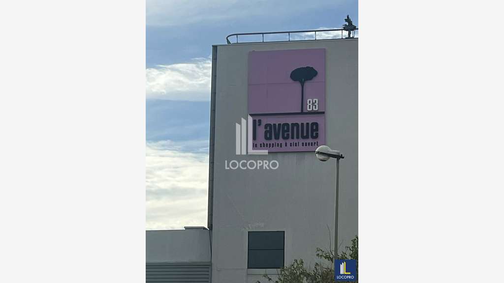A louer grande cellule 600m² divisible La Valette