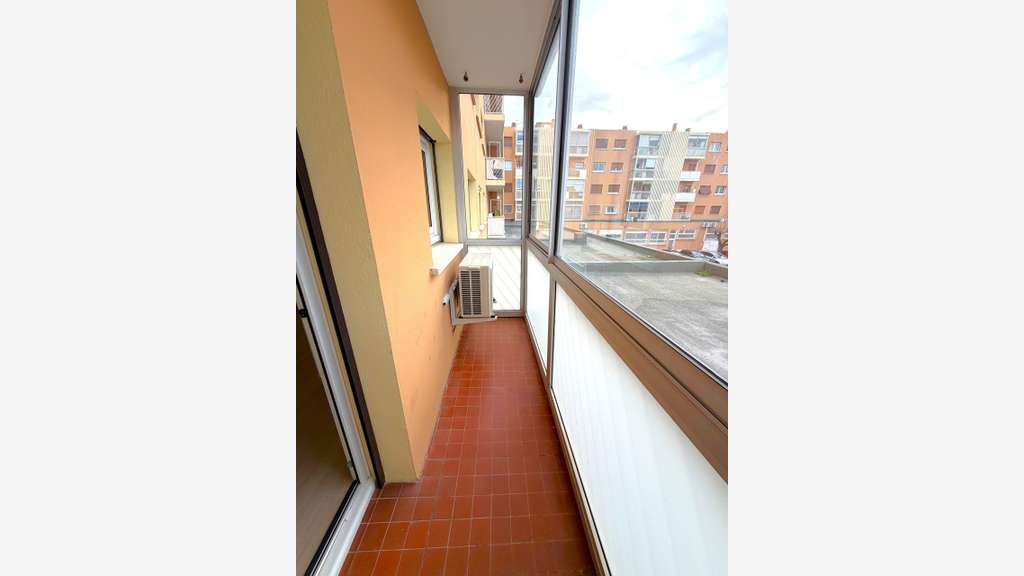 A louer bureaux 76.68m² R+1 à La Valette centre