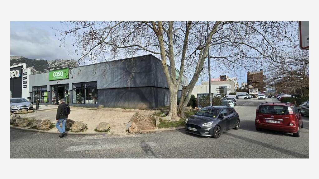 A louer local commercial 470m² La Valette-du-Var