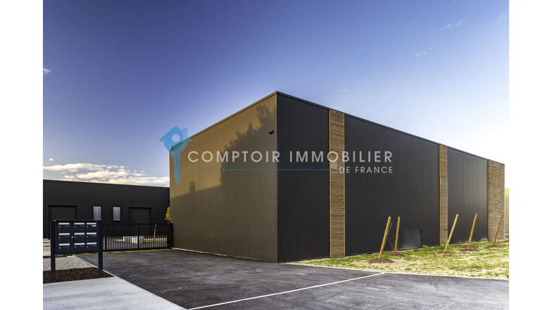 Locaux industriels 248m² à louer à 10min de Labège