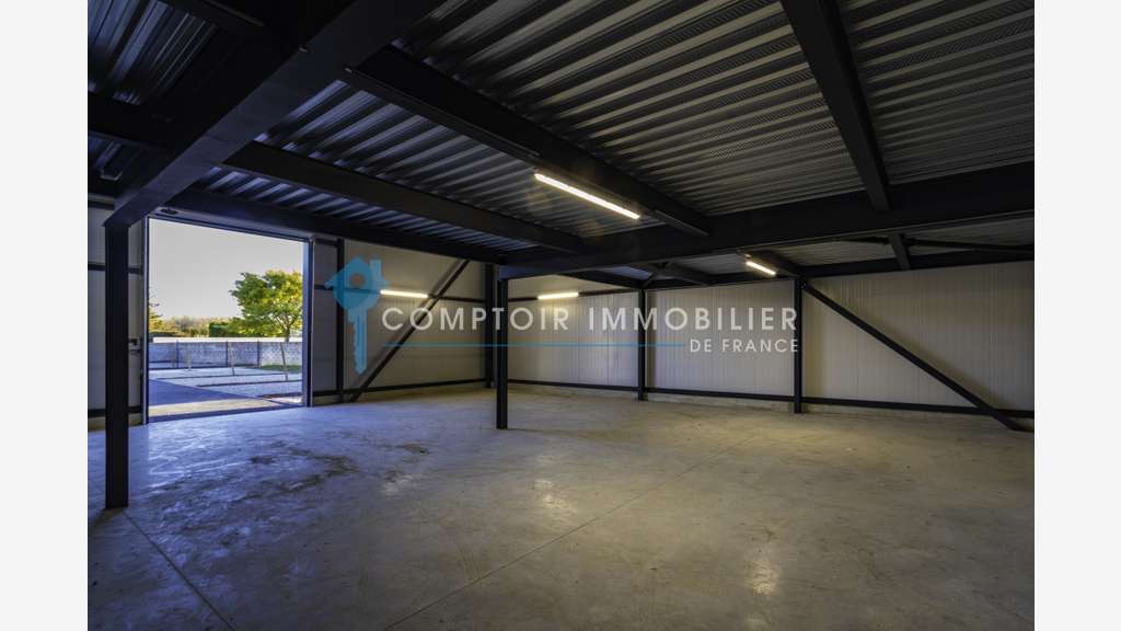 Locaux industriels 248m² à louer à 10min de Labège