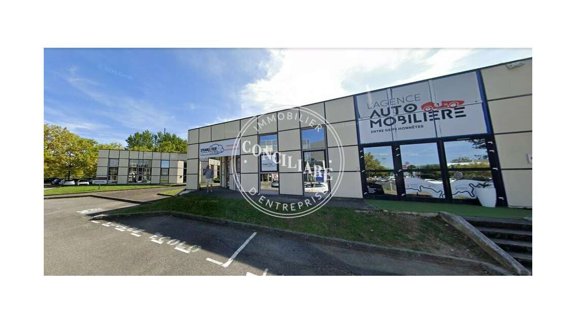 Local commercial de 84m² à louer en ccial à Labège