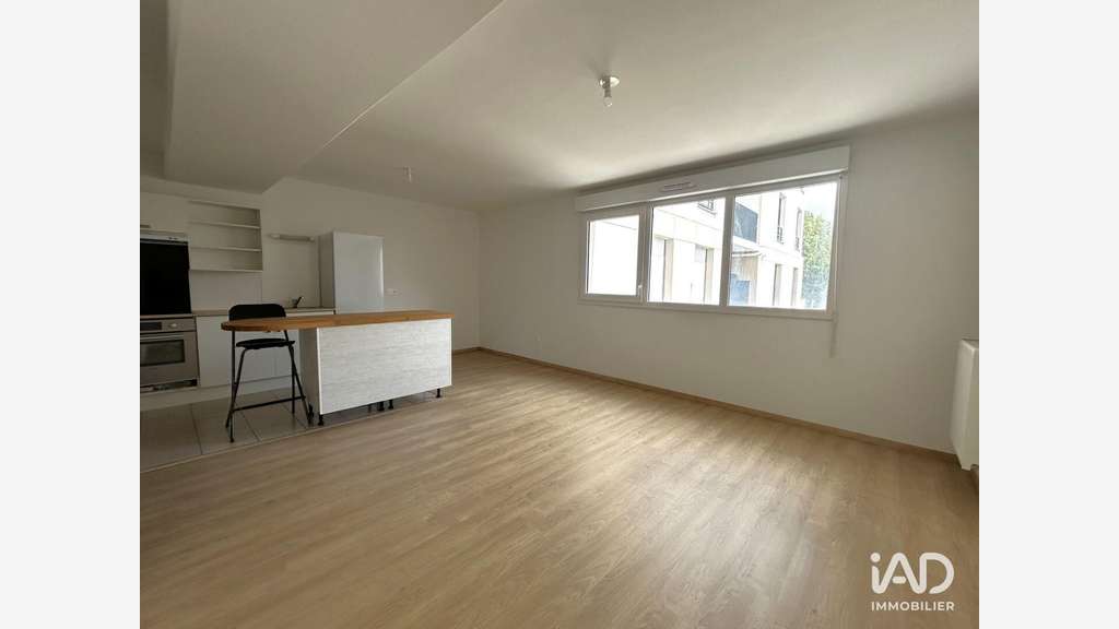 A louer local commercial de 50m² à Lagny-sur-Marne