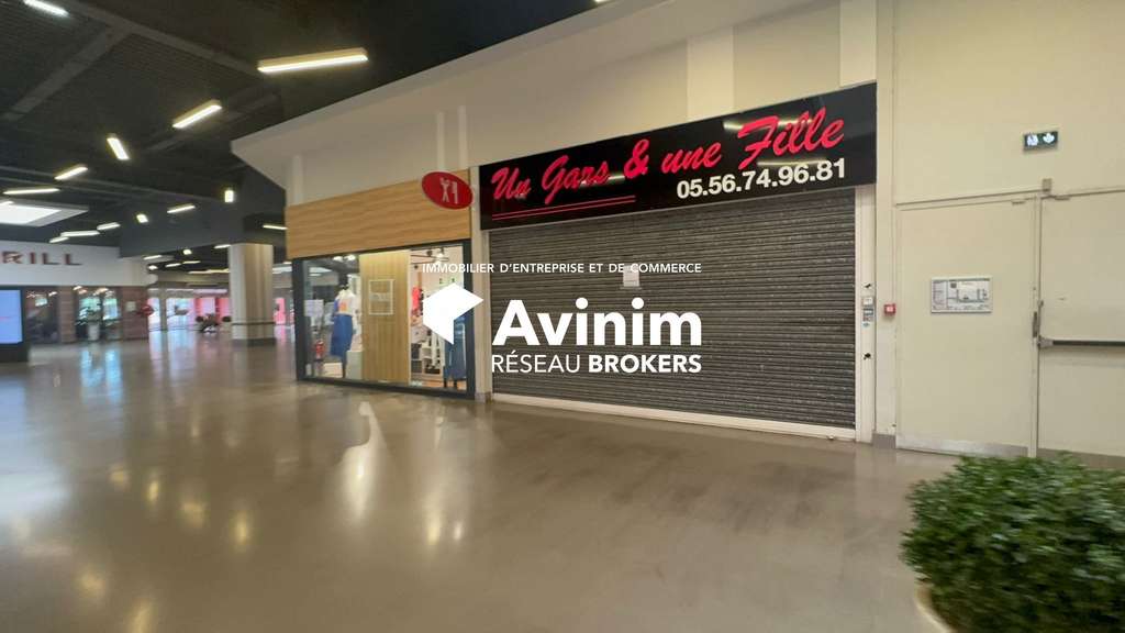Surface commerciale de 1012m² à louer à Laloubère