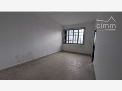 A louer local 36m² rue centrale Lamure/Azergues