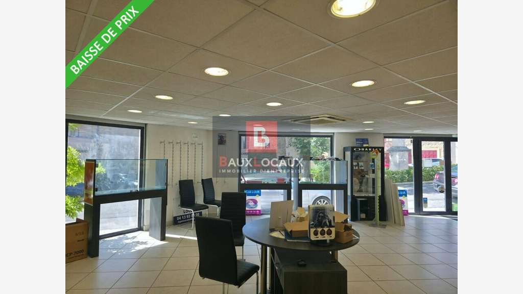 Local commercial 84m² à louer à Lançon-Provence