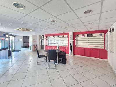 Fonds de commerce 85 m²