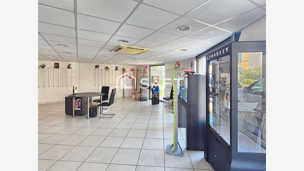 Fonds de commerce 85 m²