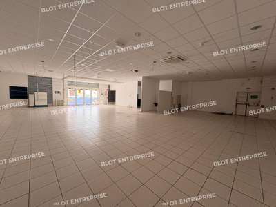 Location Locaux commerciaux - Boutiques à Langueux