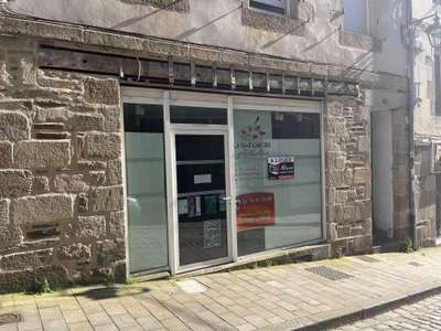A louer local commercial ou pro de 77m² à Lannion